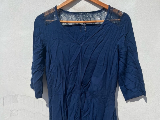 Vestido Azul de renda Curto