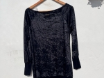 Blusa Preta manga longa de Veludo