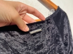 Blusa Preta manga longa de Veludo