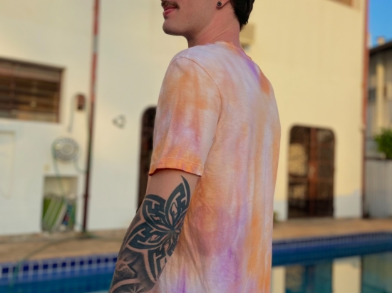 Camiseta tie dye